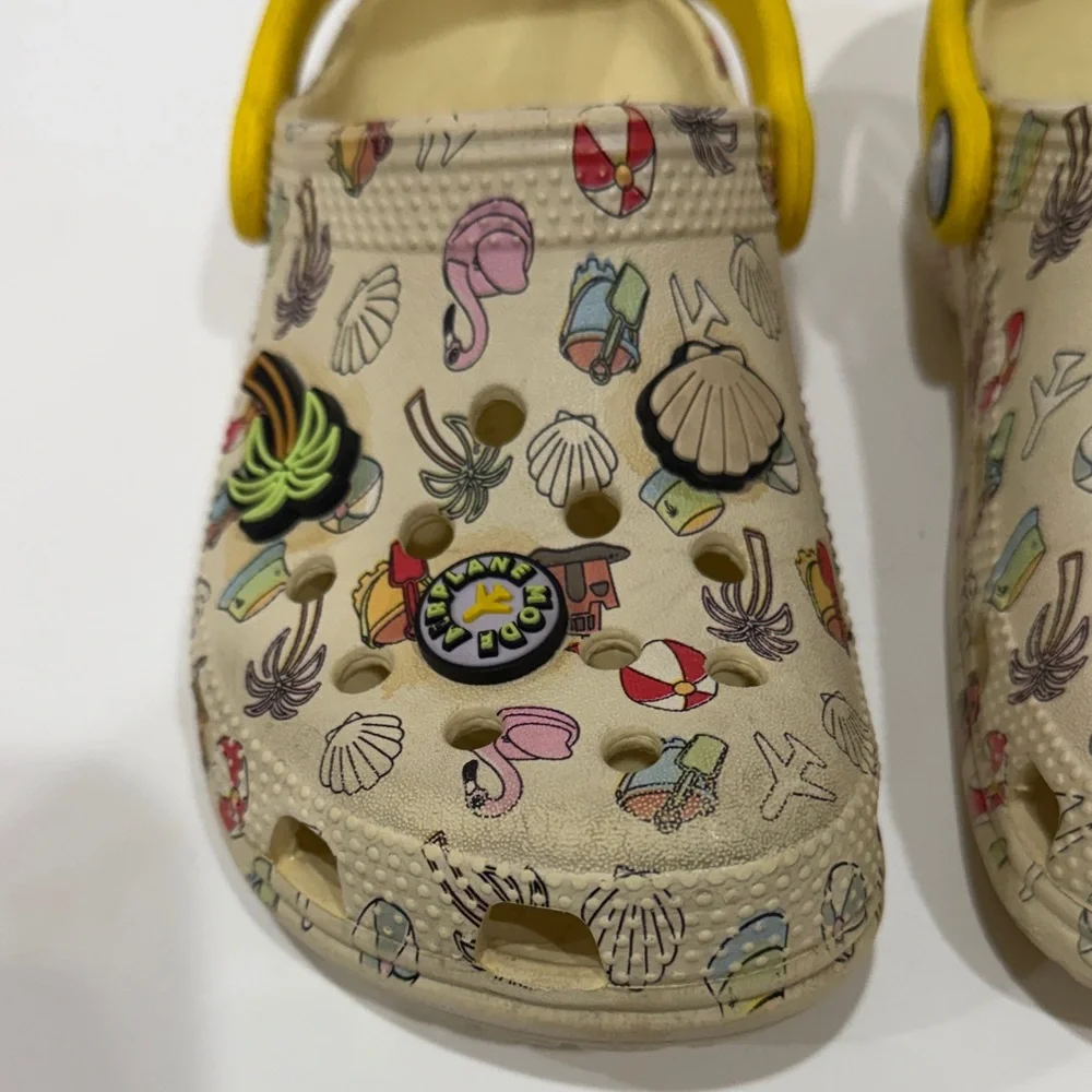 CROCS Kids Beach Print Clogs with Yellow Strap Size 13